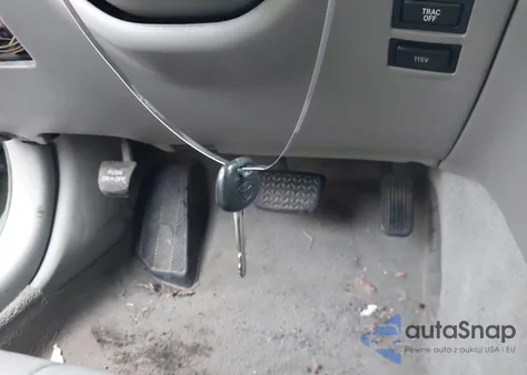 2004 Toyota Avalon Xls z USA, uszkodzony, nr VIN 4T1BF28B64U377211